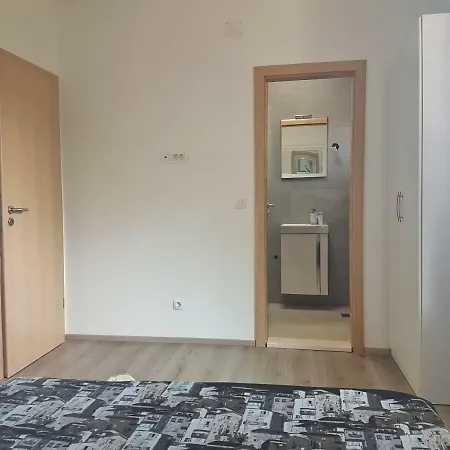 Apartment Robi Sea View Near Trogir 아파트 *