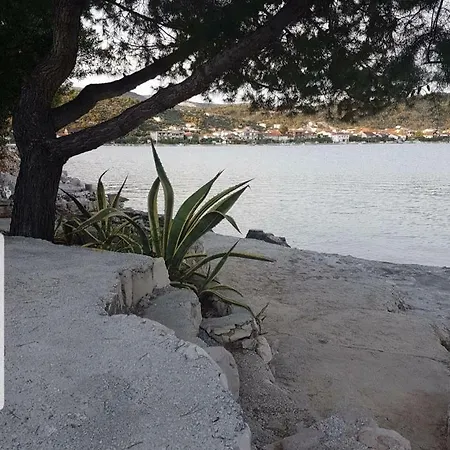 아파트 Apartment Robi Sea View Near Trogir